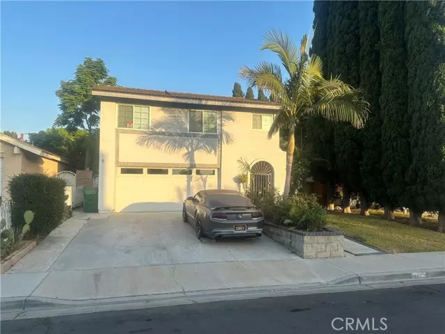 Irvine, CA 92604,14592 Orange Acres LN