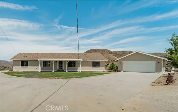 31518 Angeles Forest HWY, Palmdale, CA 93550