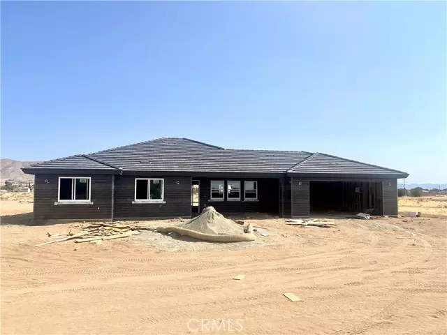 21533 Del Oro RD, Apple Valley, CA 92308