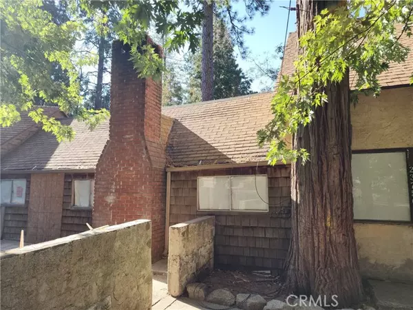 23750 Shady LN, Crestline, CA 92325