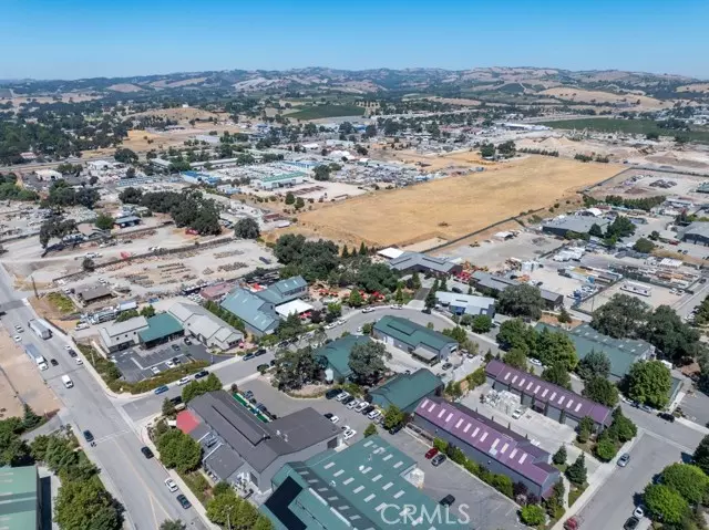 Paso Robles, CA 93446,0 Volpi Ysabel RD