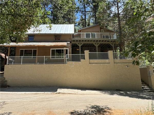 32745 Badger LN, Arrowbear, CA 92382