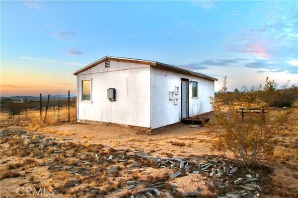 177 Cherokee TRL, Yucca Valley, CA 92284