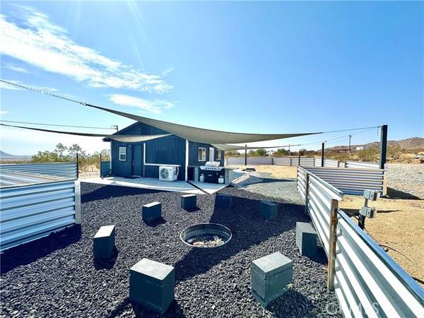 2774 Kickapoo TRL, Landers, CA 92285