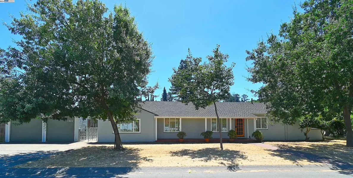 1925 Grove WAY, Castro Valley, CA 94546