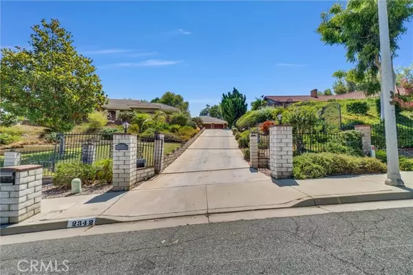 Riverside, CA 92506,2342 Boulder Bluffs CT