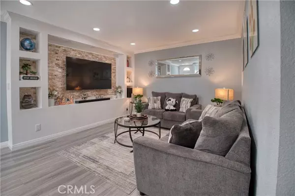 25965 Via Pera E2, Mission Viejo, CA 92691