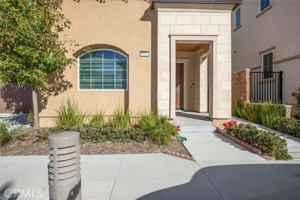 Porter Ranch, CA 91326,20817 W Bur Oak CIR