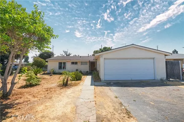 1811 S Golden West AVE, Santa Ana, CA 92704