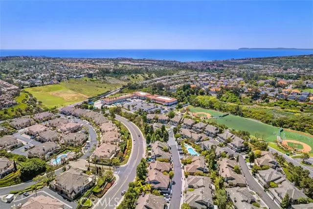 31 Stoney Pointe, Laguna Niguel, CA 92677