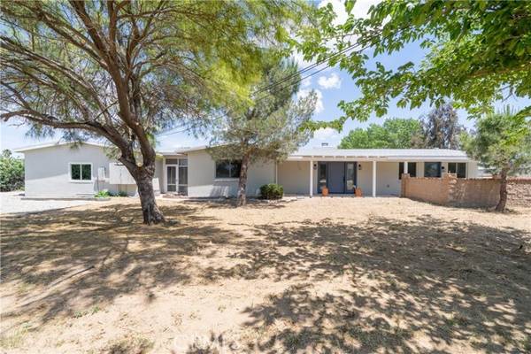 40520 17th ST, Palmdale, CA 93551