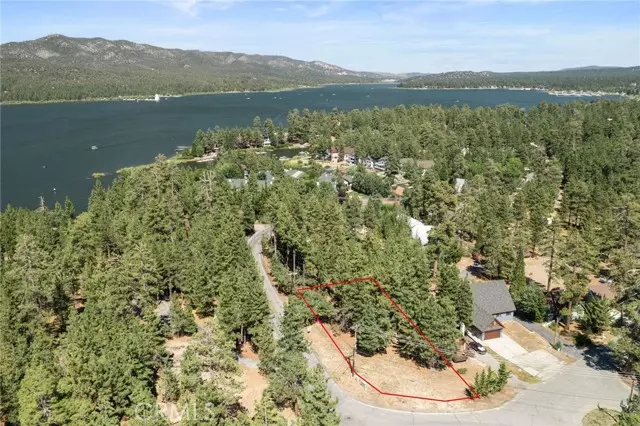 Big Bear Lake, CA 92315,0 Forest RD