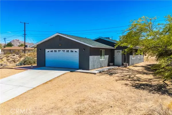 Joshua Tree, CA 92252,61609 Adobe DR