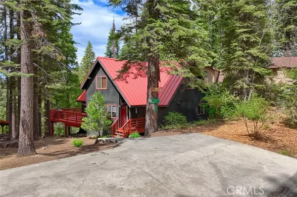 7413 Yosemite Park WAY,  Yosemite,  CA 95389