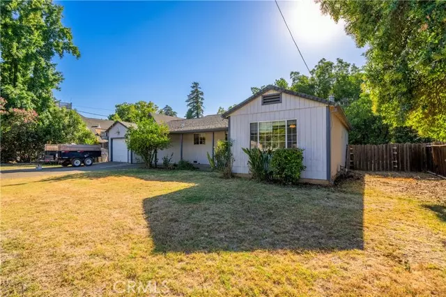 20 Mary LN, Red Bluff, CA 96080