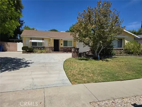 22455 Bassett ST, West Hills, CA 91307