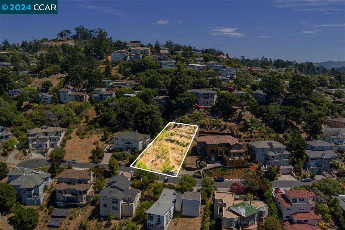 El Cerrito, CA 94530,1550 Regency CT