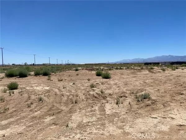 Adelanto, CA 92301,17630 Koala RD