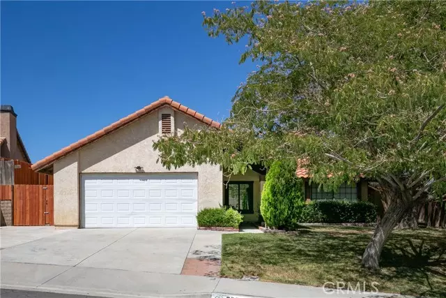 523 Rainbow, Palmdale, CA 93551