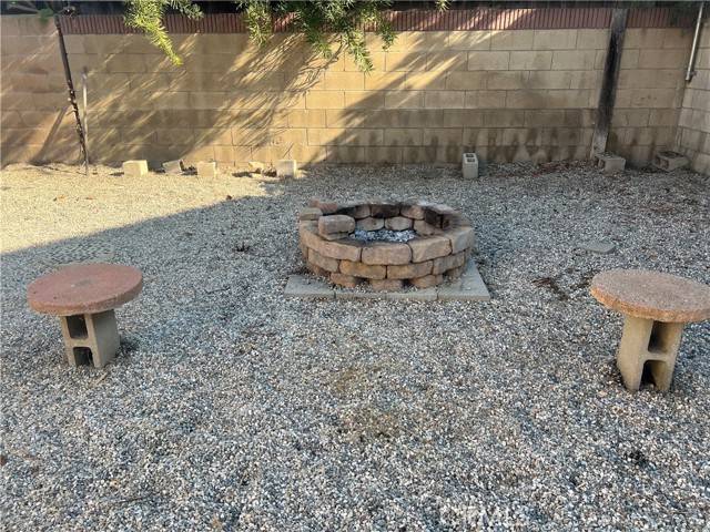 Lakewood, CA 90715,11342 215th ST
