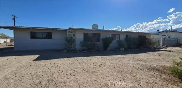 10063 El Sereno AVE, Lucerne Valley, CA 92356