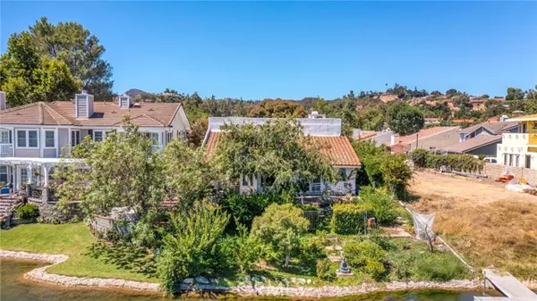 Westlake Village, CA 91361,2430 Leeward CIR