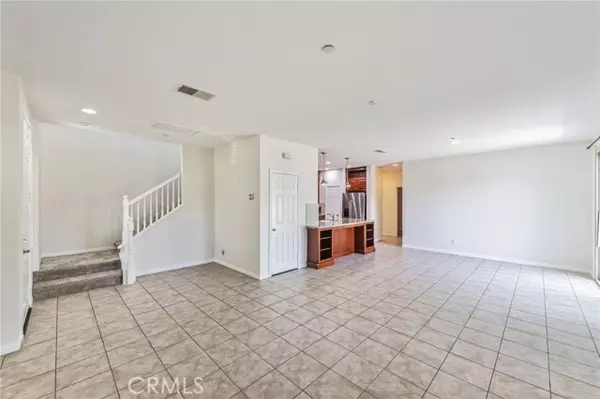 Eastvale, CA 92880,7099 Talasi DR