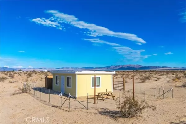 Twentynine Palms, CA 92277,84550 Eddie Albert RD