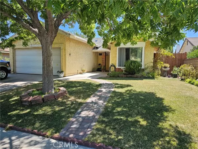 36864 Apache Plume DR, Palmdale, CA 93550