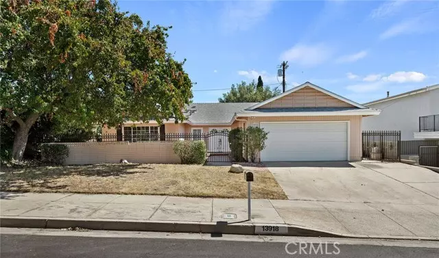 13918 Aldergrove ST, Sylmar, CA 91342