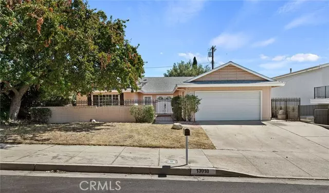 Sylmar, CA 91342,13918 Aldergrove ST