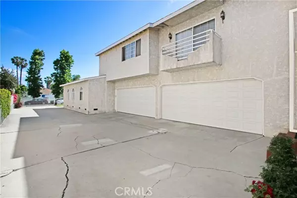 Van Nuys, CA 91401,14349 Tiara ST