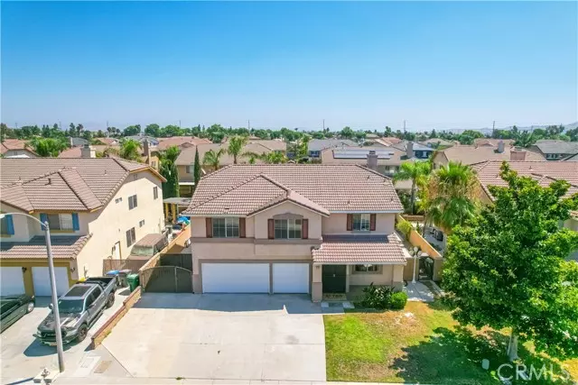 6728 Paso Fino ST, Eastvale, CA 92880