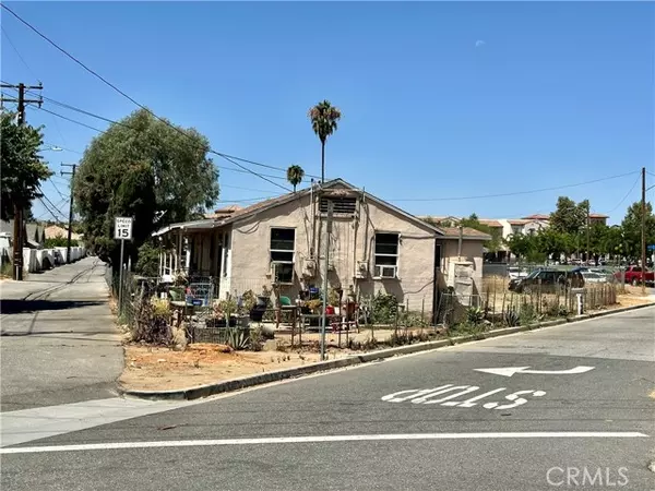 Perris, CA 92570,182 State ST