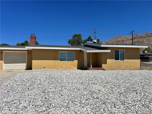 23890 Tocaloma RD, Apple Valley, CA 92307