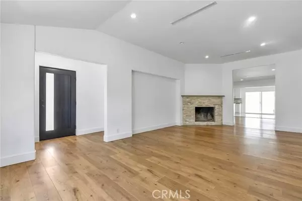 North Hollywood, CA 91606,6015 Laurelgrove AVE