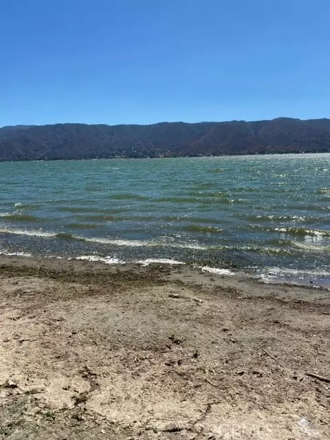 Lake Elsinore, CA 92532,0 Lakeshore DR