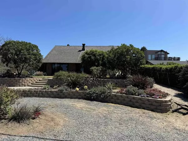 1335 Rainbow Ridge LN, Encinitas, CA 92024