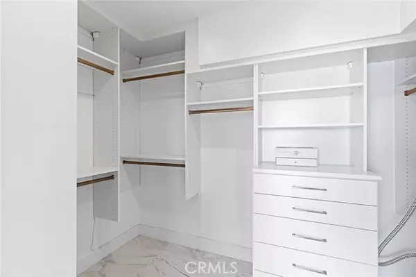 Laguna Beach, CA 92651,895 Quivera ST