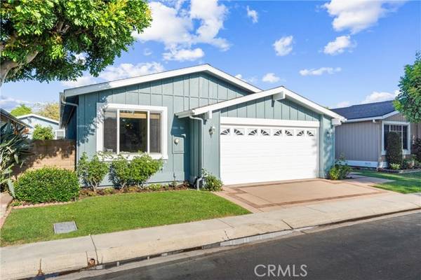 2529 Shadow, Santa Ana, CA 92705