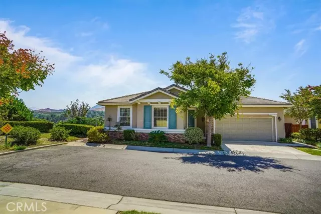 Newhall, CA 91321,19582 Mallow CT