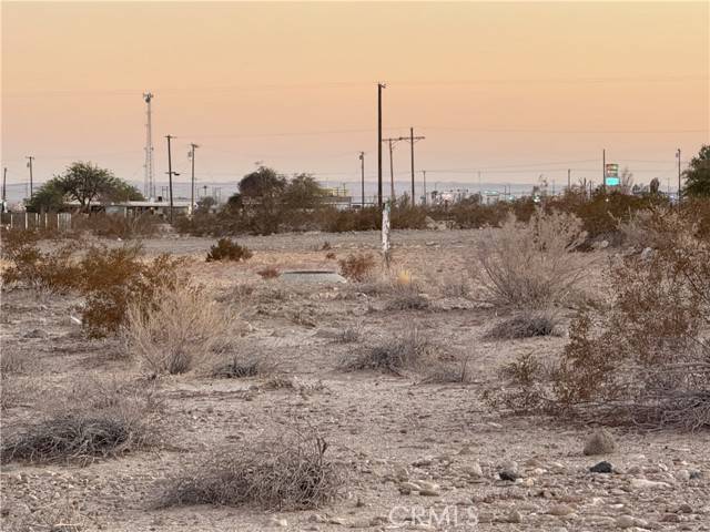 Thermal, CA 92274,1151 Desert Kist AVE