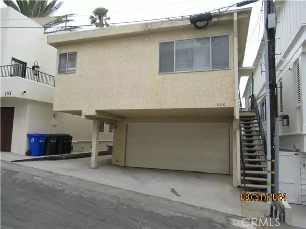 Manhattan Beach, CA 90266,228 7th PL