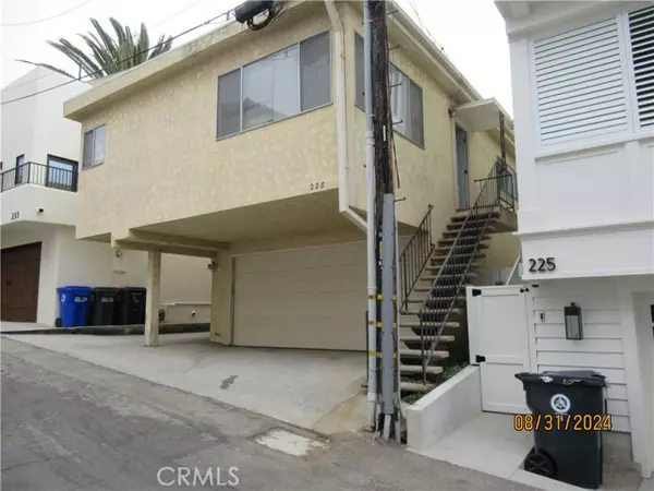 Manhattan Beach, CA 90266,228 7th PL