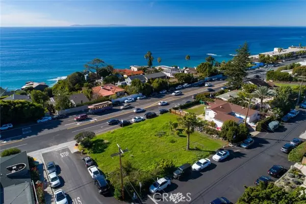 Laguna Beach, CA 92651,31532 Coast HWY