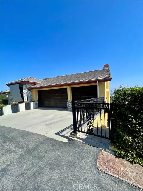 Hacienda Heights, CA 91745,2404 VIA CIELO