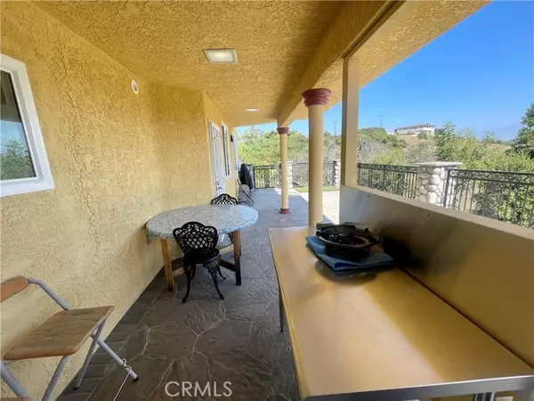 Hacienda Heights, CA 91745,2404 VIA CIELO