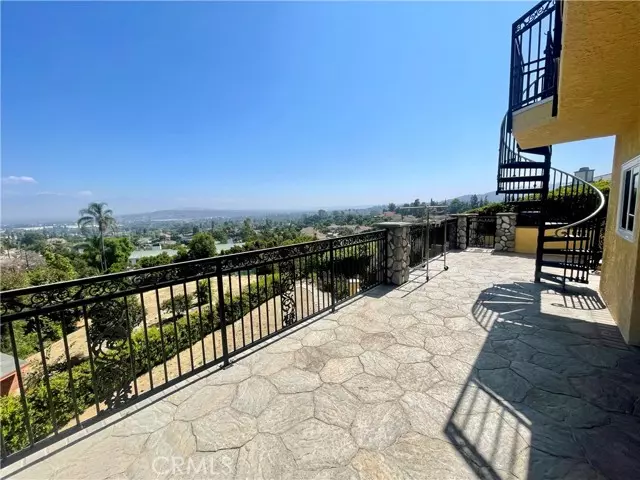 Hacienda Heights, CA 91745,2404 VIA CIELO