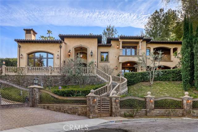 Encino, CA 91436,3930 Royal Oak PL