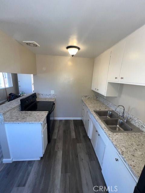 Long Beach, CA 90802,1004 E 5th ST